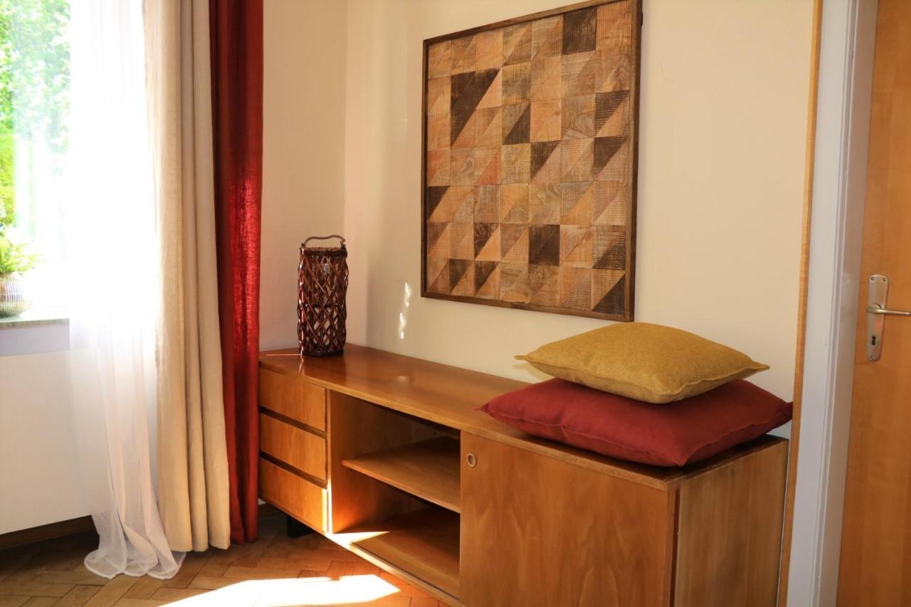 5-Zimmer-Appartement In Historischer Privatvilla, Meran Zentrum, Kostenloser Parkplatz Екстериор снимка