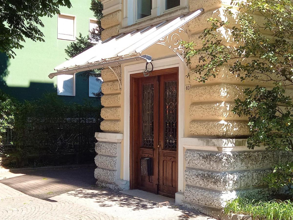 5-Zimmer-Appartement In Historischer Privatvilla, Meran Zentrum, Kostenloser Parkplatz Екстериор снимка