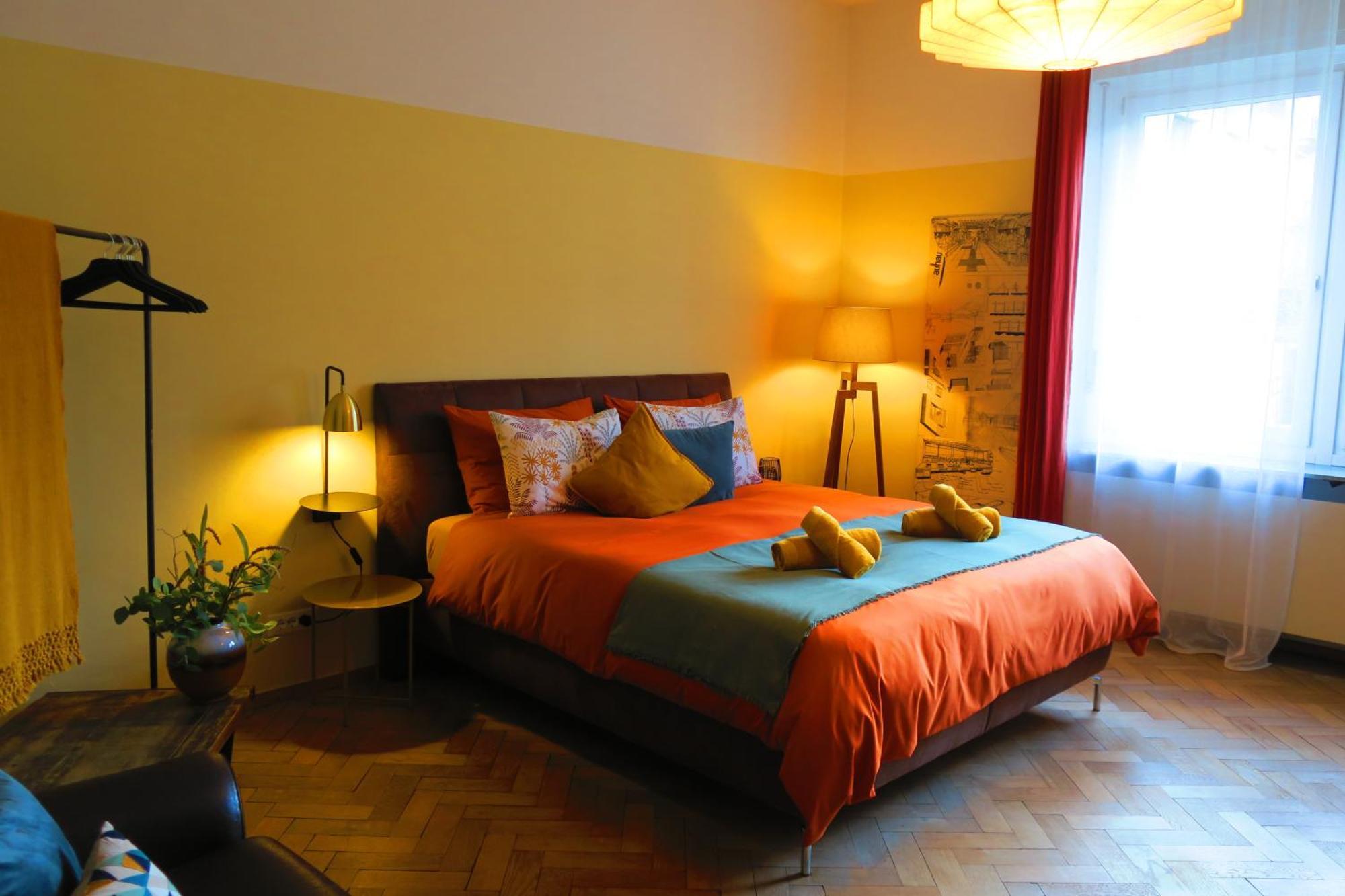 5-Zimmer-Appartement In Historischer Privatvilla, Meran Zentrum, Kostenloser Parkplatz Екстериор снимка